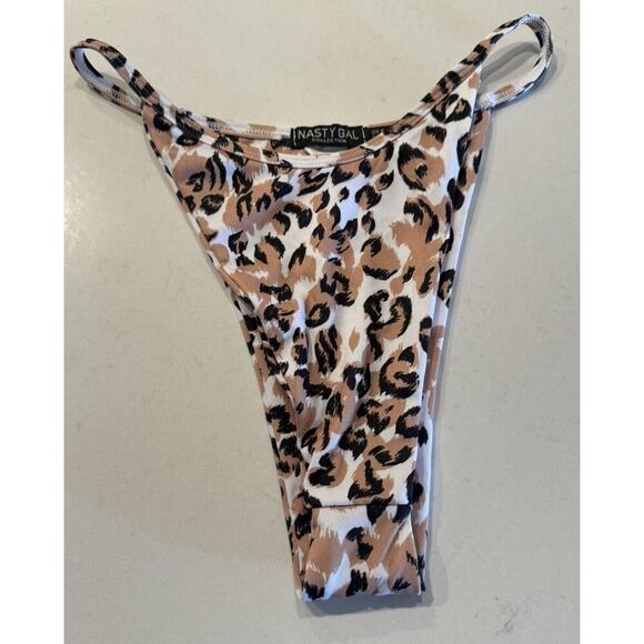 Nasty Gal US4 Animal Print Bikini Top High Cut Bottom Bandeau Leopard Swim - Picture 2 of 10
